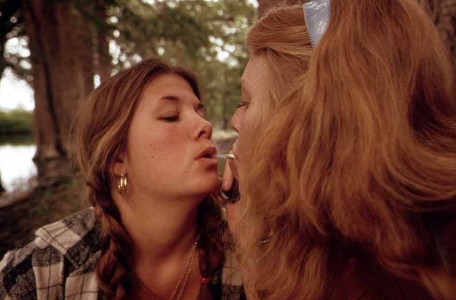 Candid Shots Of Hippies in 1973 Having What Appears To Be A Great Day