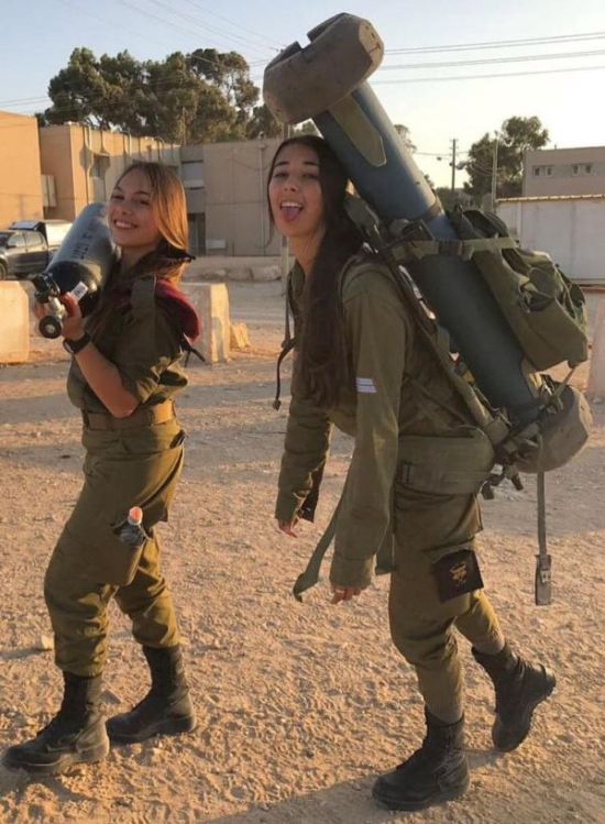 Hot IDF soldiers girls carrying a bazooka