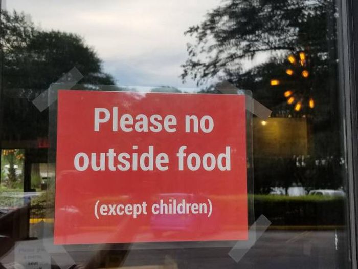 sign - Please no outside food except children