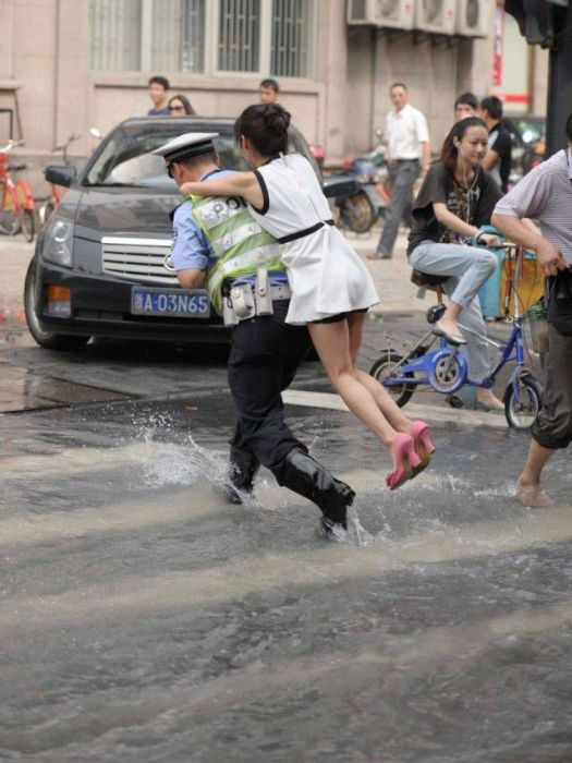Nonchalant Compilation of 50 Remarkable Images