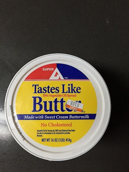 remarkable image of cant believe its not butt - Super Tastes Button 58% Vegetable Oil Spread 691$ led Best By 0118 Made with Sweet Cream Buttermilk No Cholesterol Vegetable Fier Per Serving 8100% Les deste thon B. Sto side for e nsfon en Fort Schurted isl