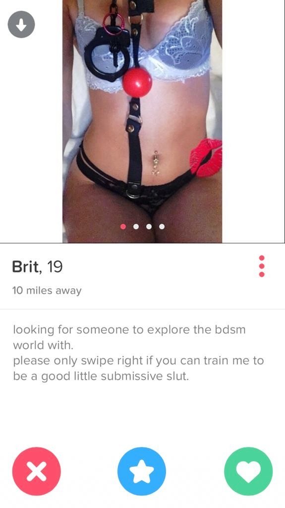 31 Tinder Girls Who Are Probably Down For Butt Stuff