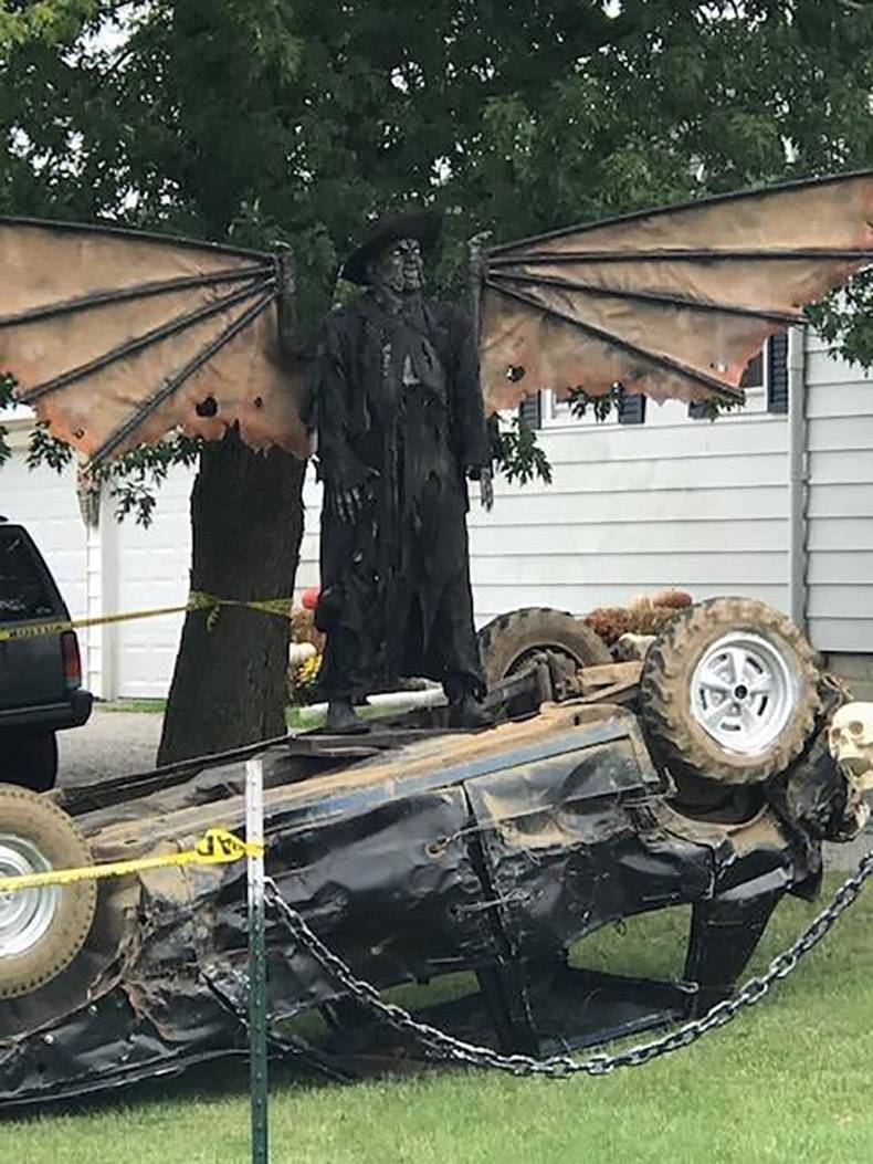 random pic jeepers creepers halloween decoration