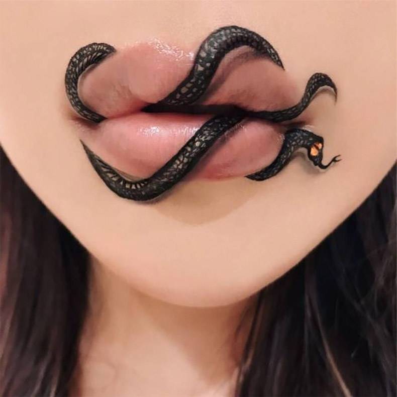 snake lips