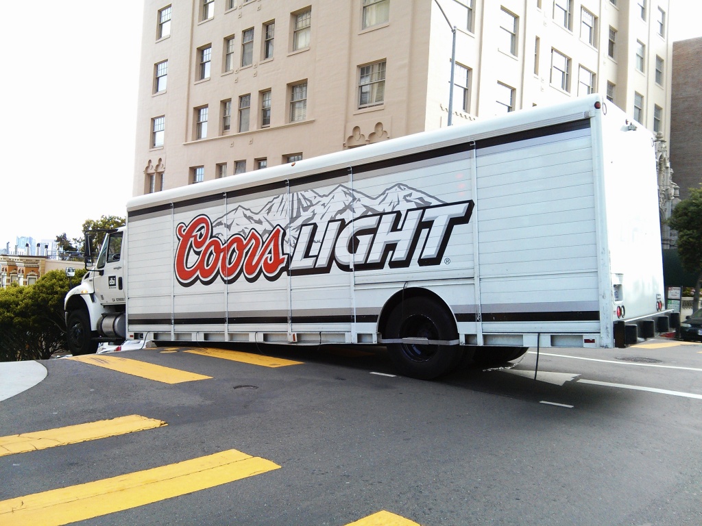 remarkable image of truck stuck in san francisco - CooLIGHT