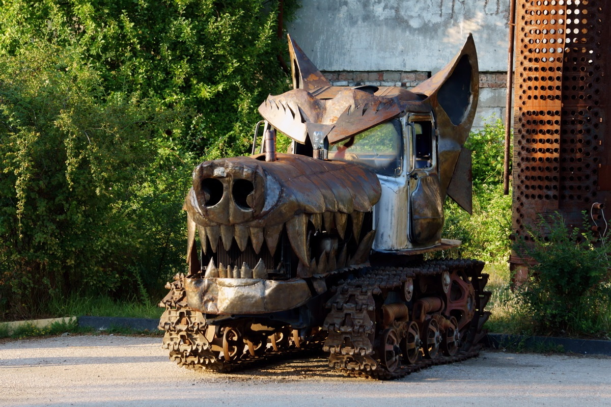 combat vehicle