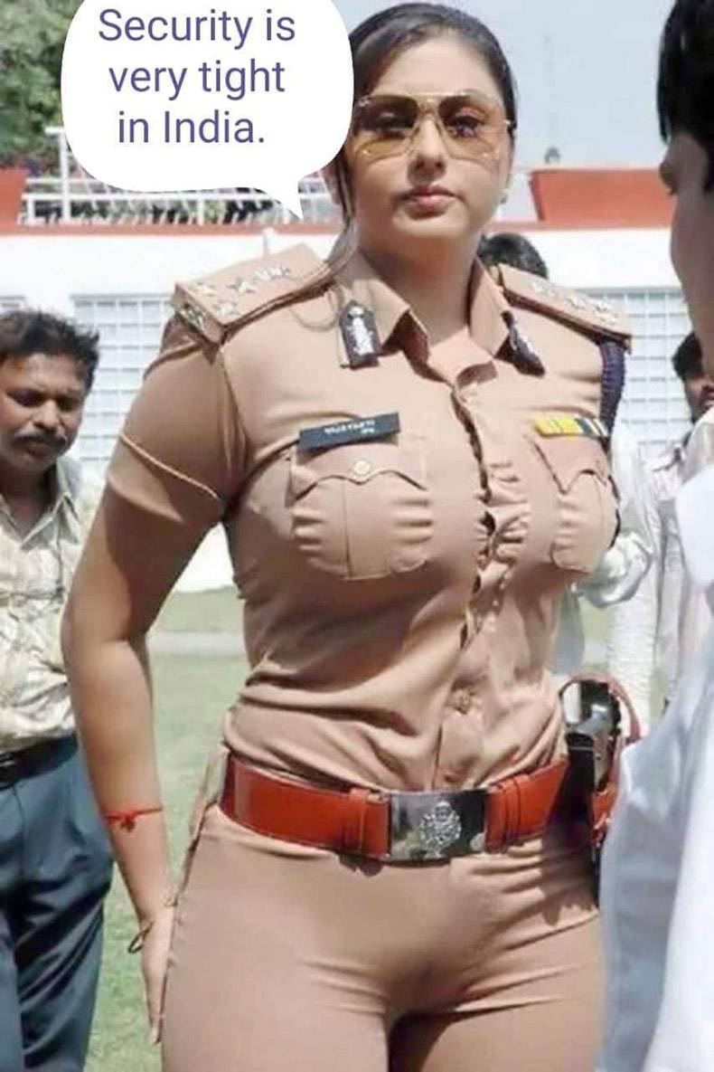 indian police woman ass - Security is very tight in India.