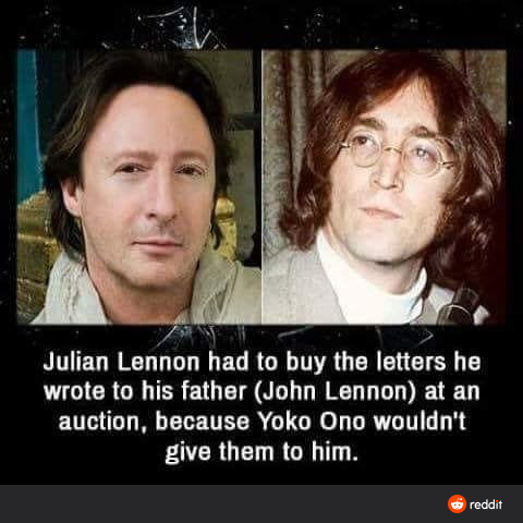 джулиан леннон - Julian Lennon had to buy the letters he wrote to his father John Lennon at an auction, because Yoko Ono wouldn't give them to him. reddit