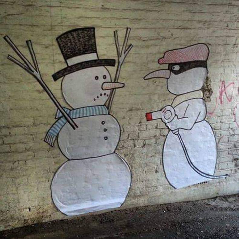 random pics - gangster snowman - o