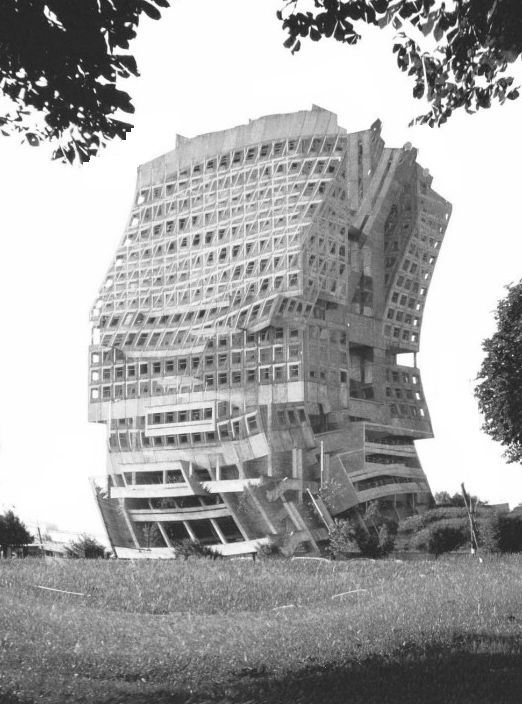 More hilarious Architectural Horrors