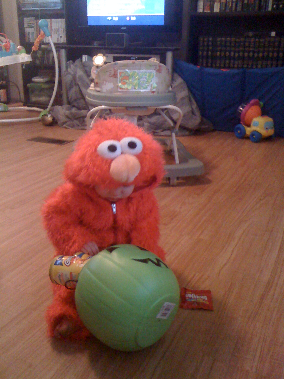 Elmo ate my bebe!