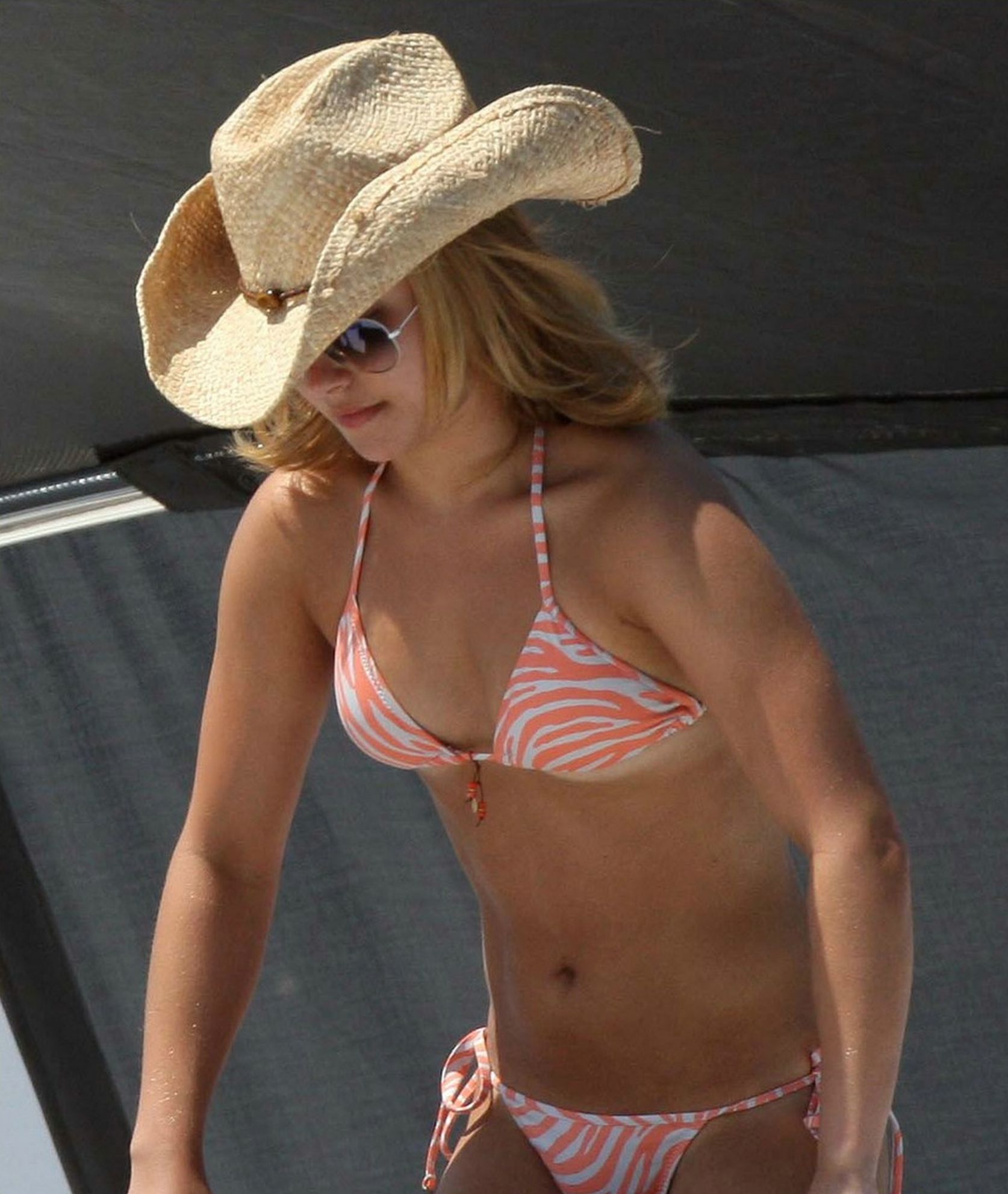 Sexy Hayden Panettiere Bikini Candids on Yacht!!!!