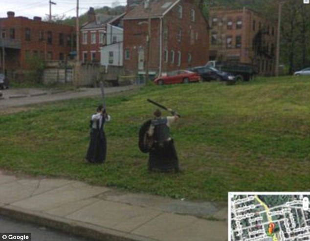 Lots of people have found this Samurai fight in Pittsburgh