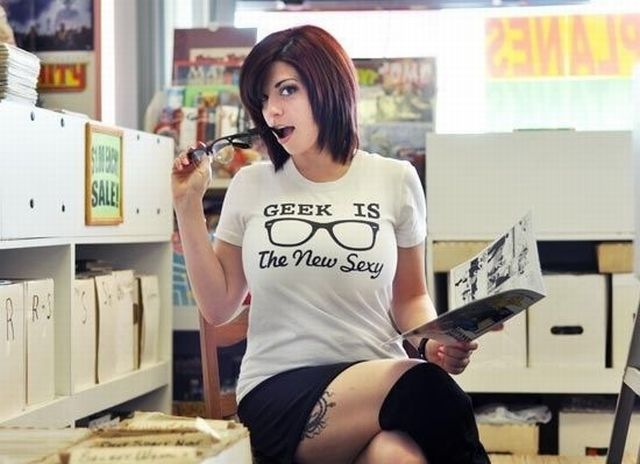 geek sexy girl - Geek Is The New Sexy