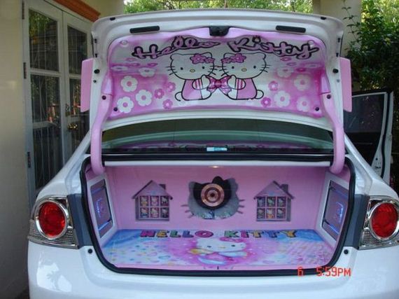 hello kitty design for car - 1.000 6 Pm