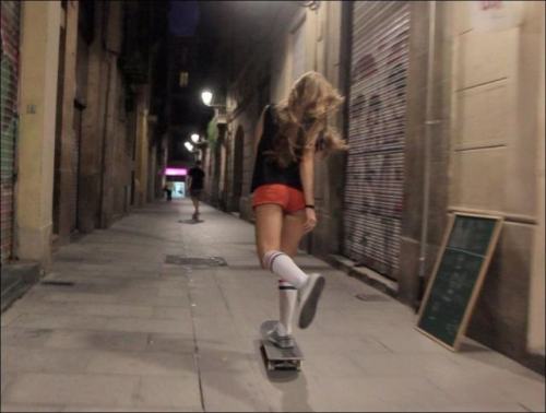 Meanwhile on the internet... crazy pictures