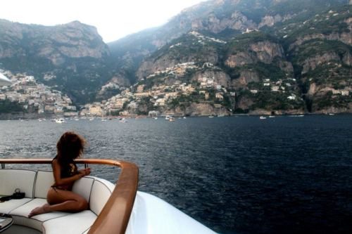 Meanwhile on the internet... crazy pictures