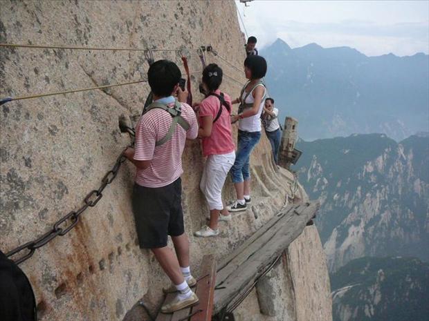 Most dangerous hiking trail in the world