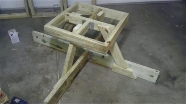How to make a floating picnic table