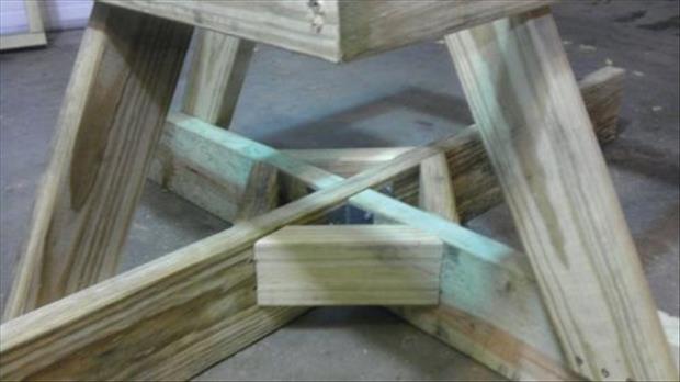 How to make a floating picnic table