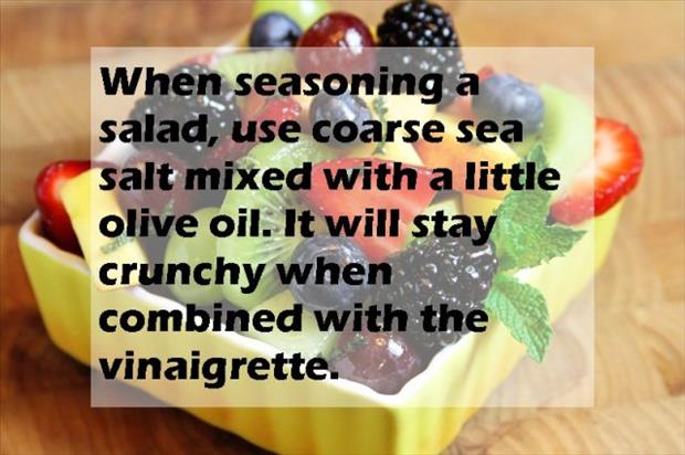 mojito recept - When seasoning a salad, use coarse sea salt mixed with a little olive oil. It will stay crunchy when combined with the vinaigrette.
