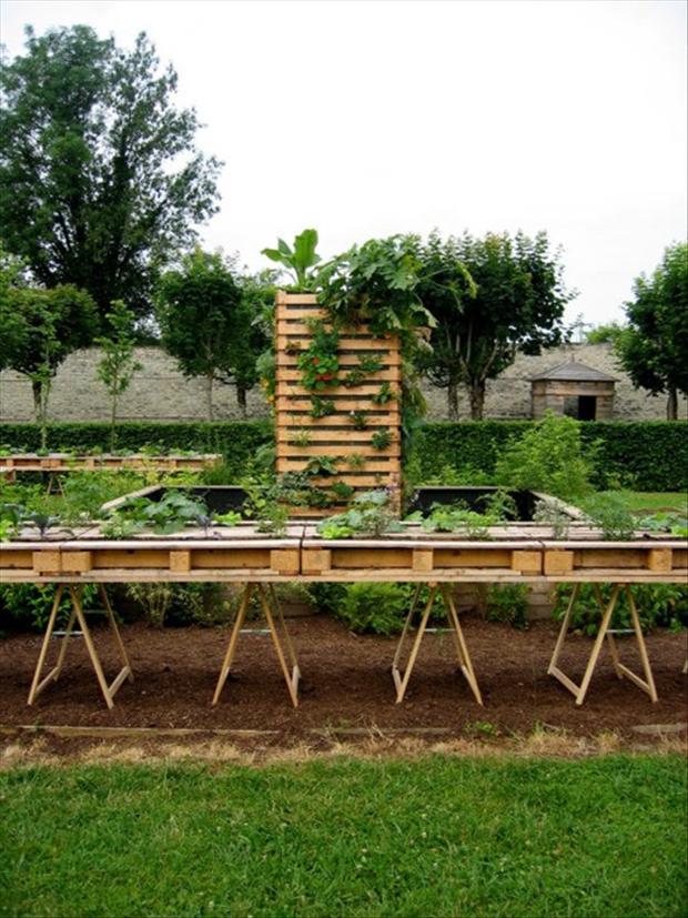 100 Creative Uses For Old Pallets