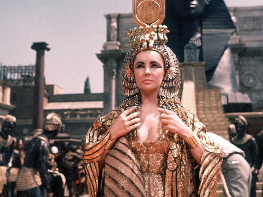 2. Cleopatra 1963: 339.5 million    Original estimated budget: 44 million    Gross in 1963: 57.8 million    Worldwide adjusted gross: 445.8 million    Again, all budget estimates on this list have been adjusted for inflation.