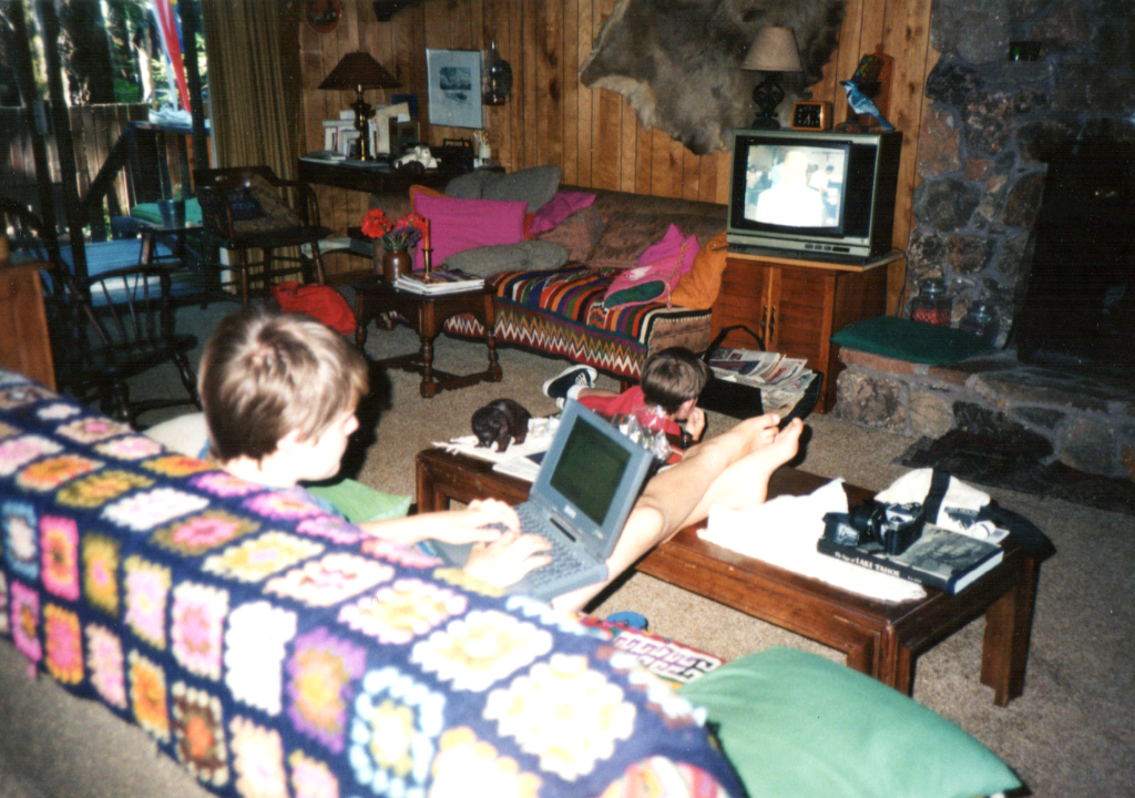 Proof '90s kids playing video games are cooler than kids today