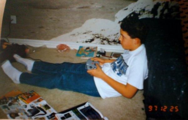 Proof '90s kids playing video games are cooler than kids today