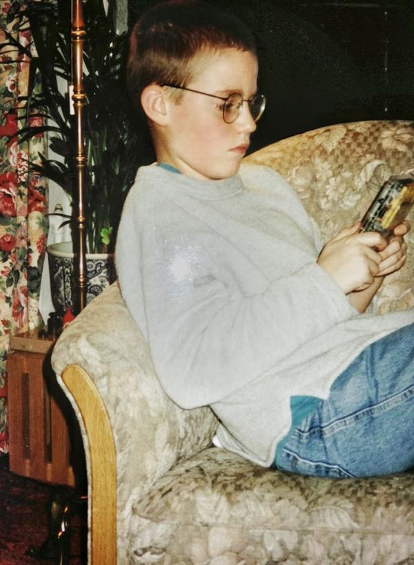 Proof '90s kids playing video games are cooler than kids today