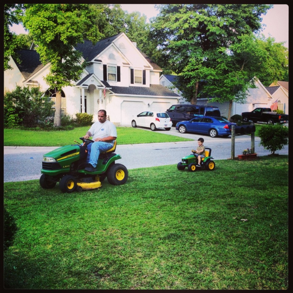 Photos Of Children Who Are Just Like Their Moms And Dads