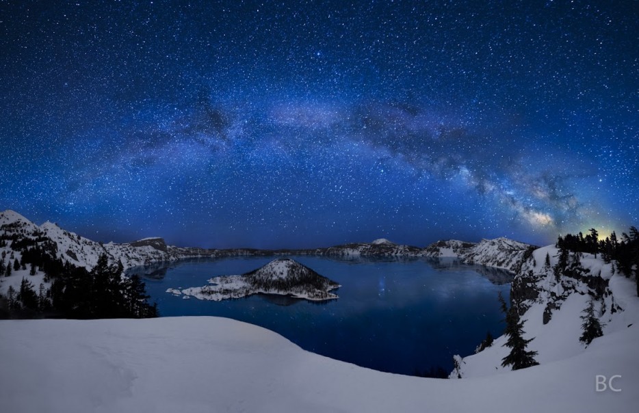 Crater Lake National Park in Oregon, The park encompasses the lake, which gives it its name and the surrounding area. The lake is in the crater of an ancient volcano and is one of the deepest lakes in the world.