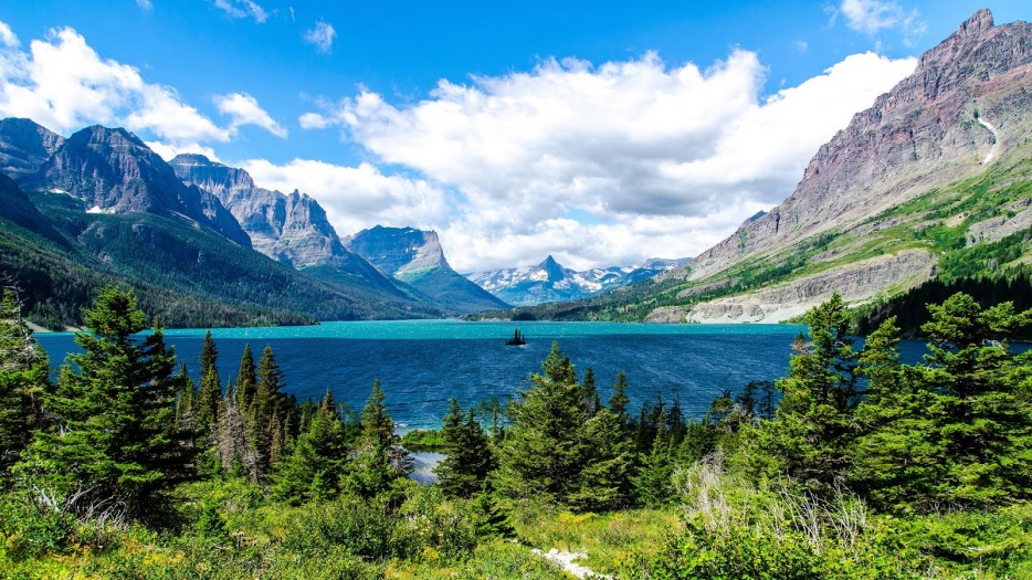 Glacier National Park may have to consider changing its name soon. Of the 150 glaciers that used to be active in the mid-19th century, only 25 are still around and they may all be gone by 2020.