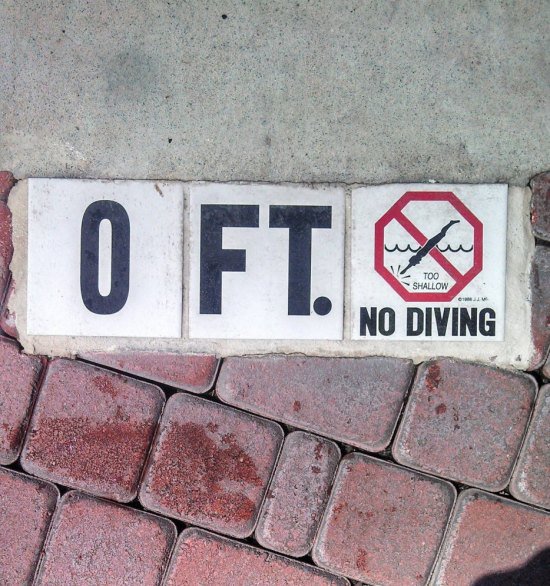 diving symbol - O Ft O Too Shallow No Diving