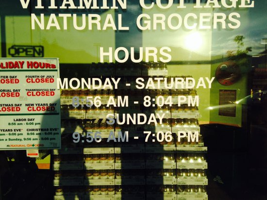 poster - Viihiiiiv Uutaul Natural Grocers Open Hours Liday Hours 03 Czec Monday Saturday Obesedy Closed Sunday 2M New Yearssa Stmas Day Closed Losed C Labor Day 8156 am Years Eve Christmas Hve am 100 pm on a Sunday, 1.00 pm Naturalgoro