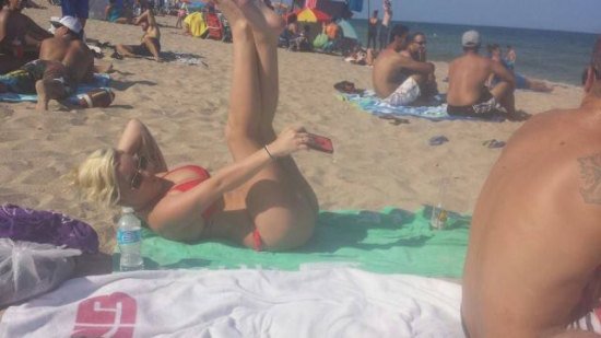 funny selfie beach