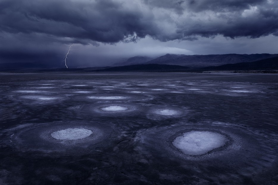Electrifying Images of Nature's Fury