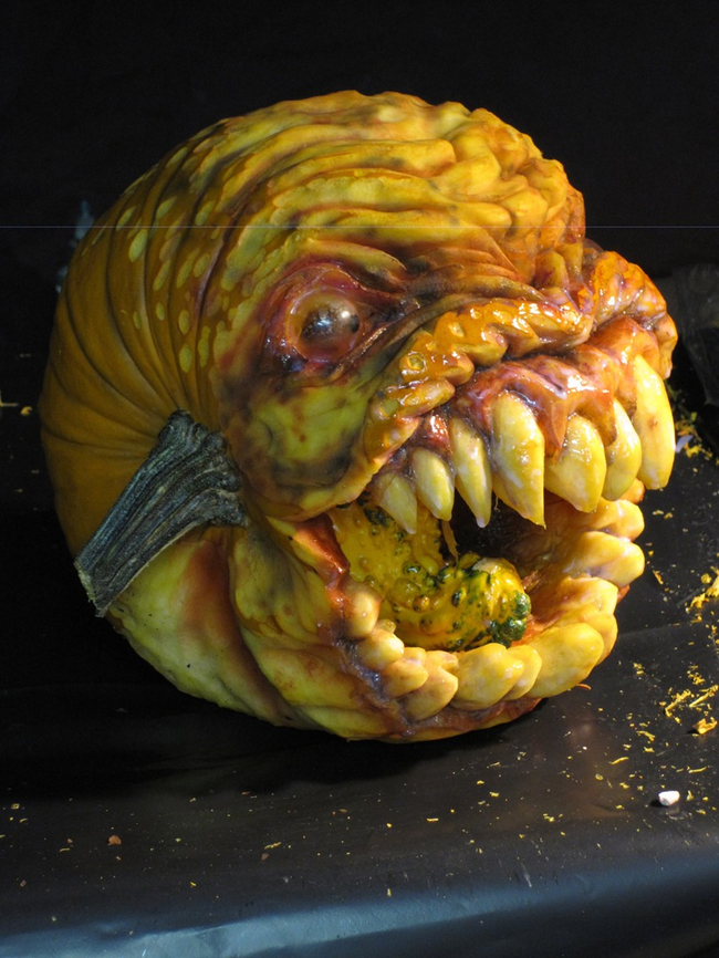 scariest pumpkin carvings