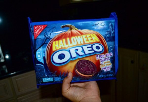 snack - Lift Halloween Oreo 5 B0ORific Shapes Change Exo Creme Save Great Een Sealed