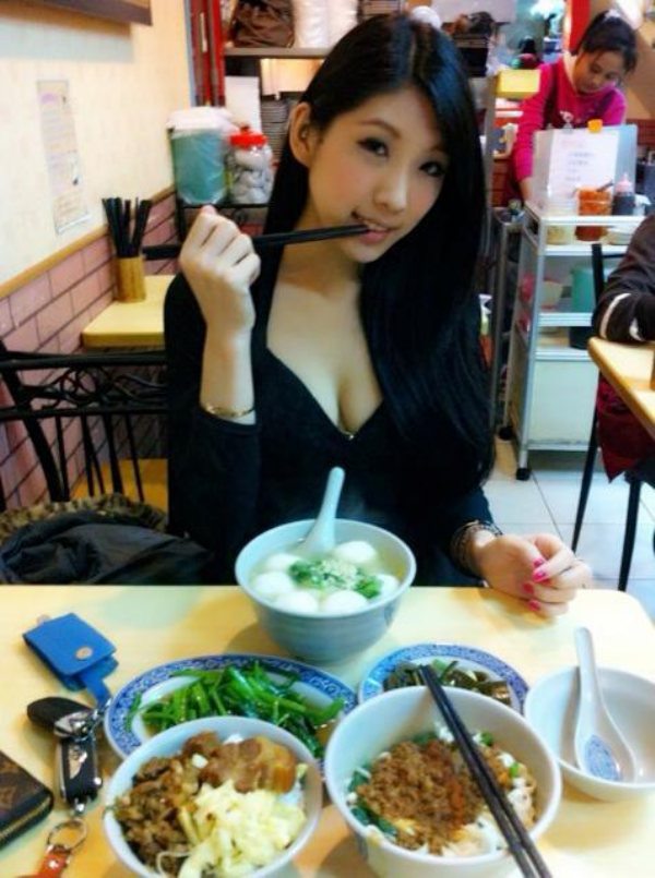 hot girl eating