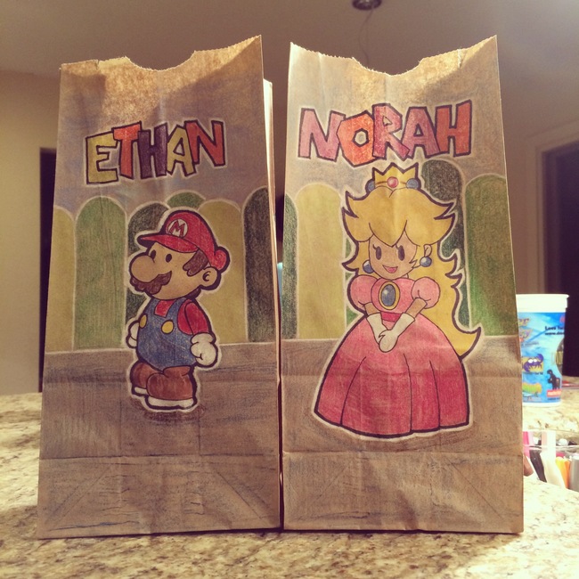Talented Mom Makes Lunch Awesome For Her Kids
