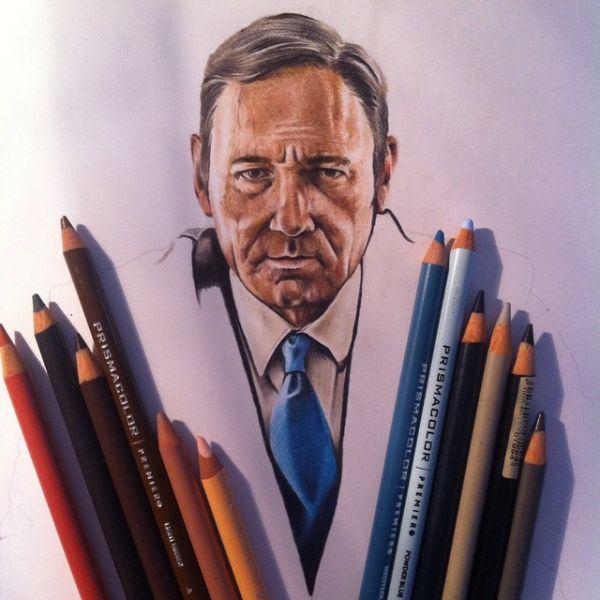 18 year old artist creates amazing pencil drawings