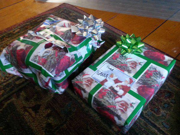 25 Christmas wrapping fails