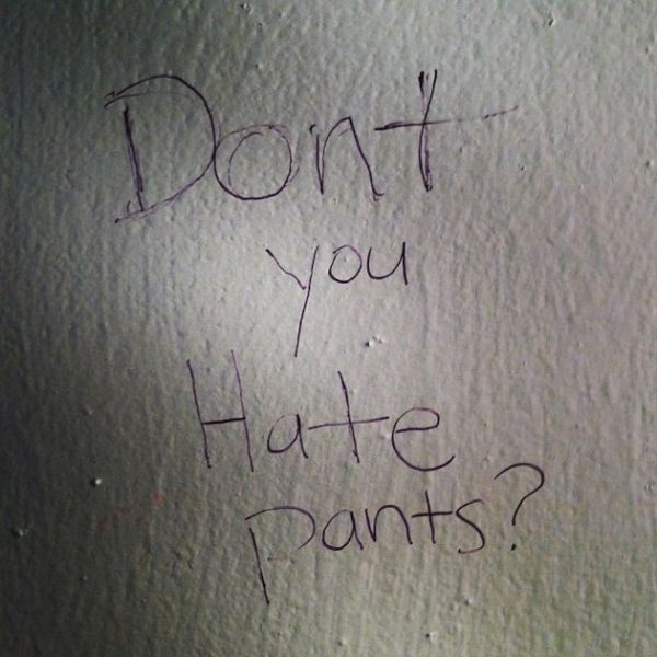 31 Perfect Bits of Bathroom Graffiti