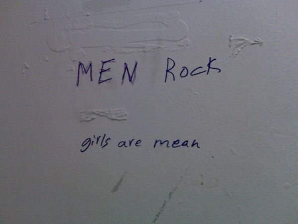 31 Perfect Bits of Bathroom Graffiti