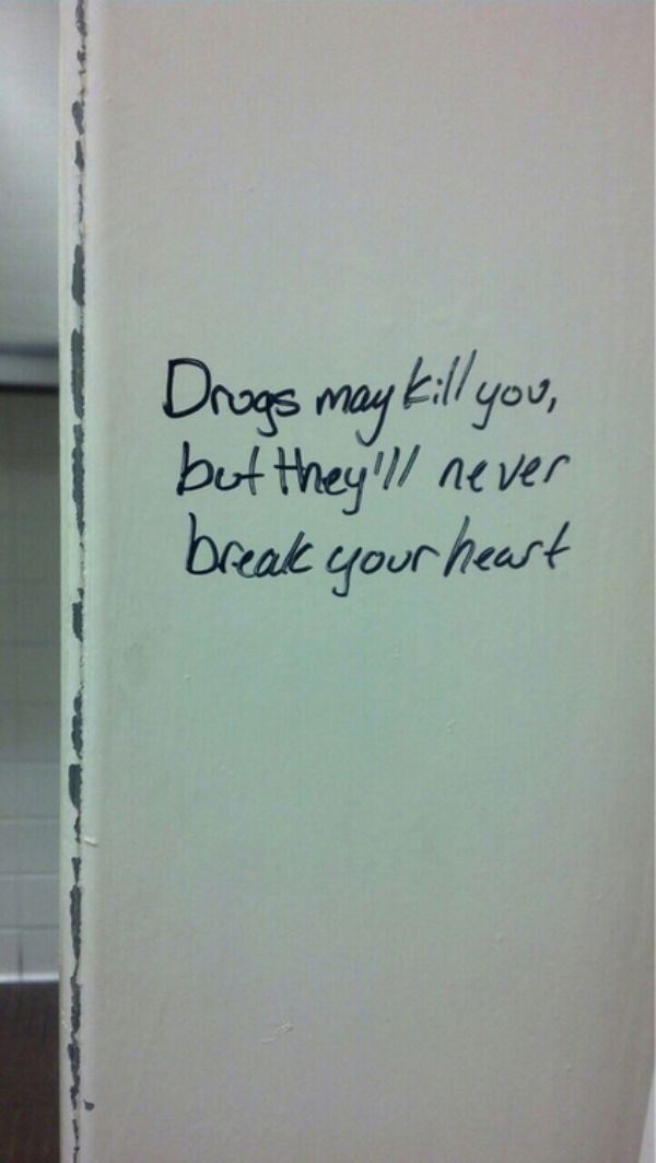 31 Perfect Bits of Bathroom Graffiti