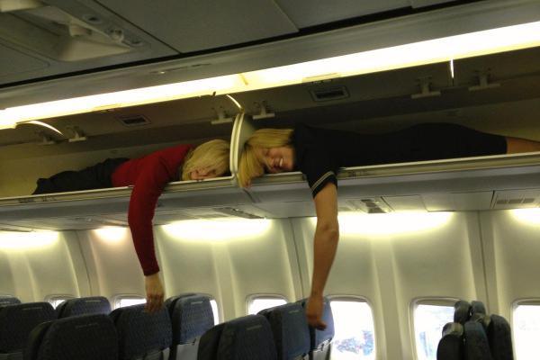 16 Awkward Airplane Moments