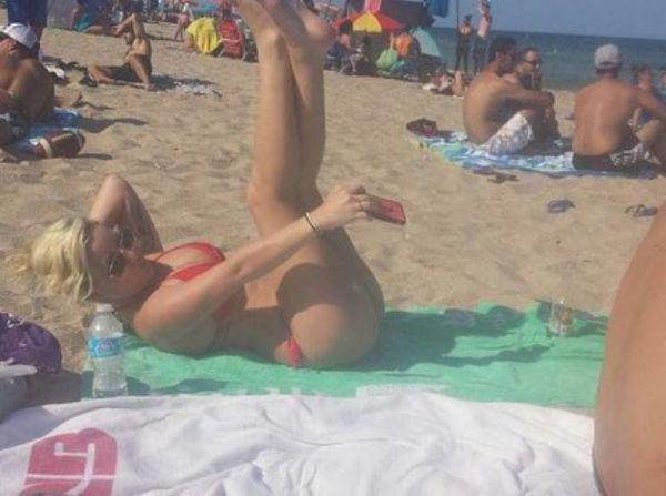 47 people taking selfies at the wrong time