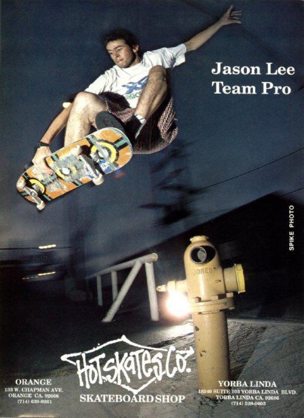Jason Lee was a pro skater who had his own Airwalk shoe before hitting it big and becoming a go-to actor for Kevin Smith.