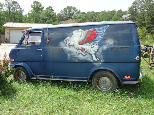 19 Painted Vans That Are Either Creepy... Or Amazing